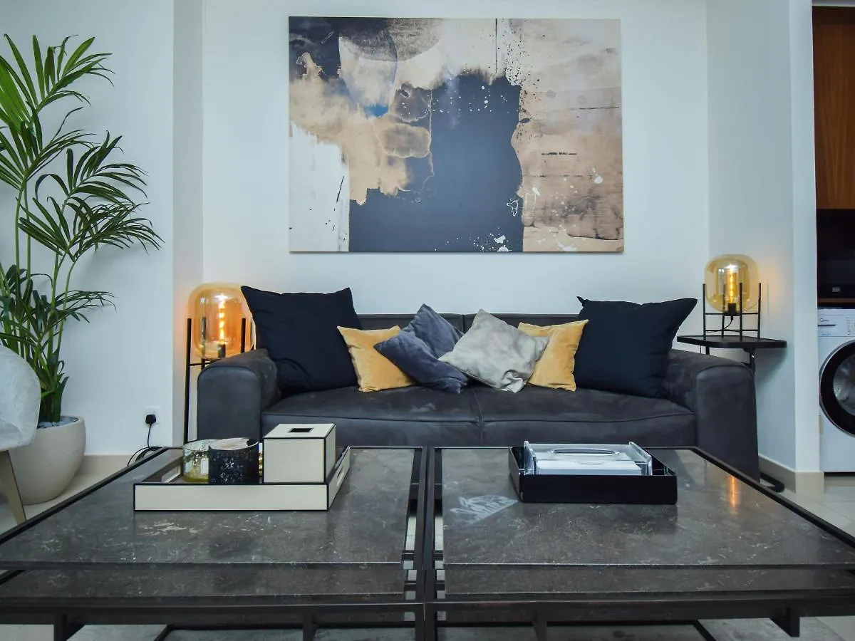 Luxurious 1 Bedroom Boulevard Point Dubai Mall Access