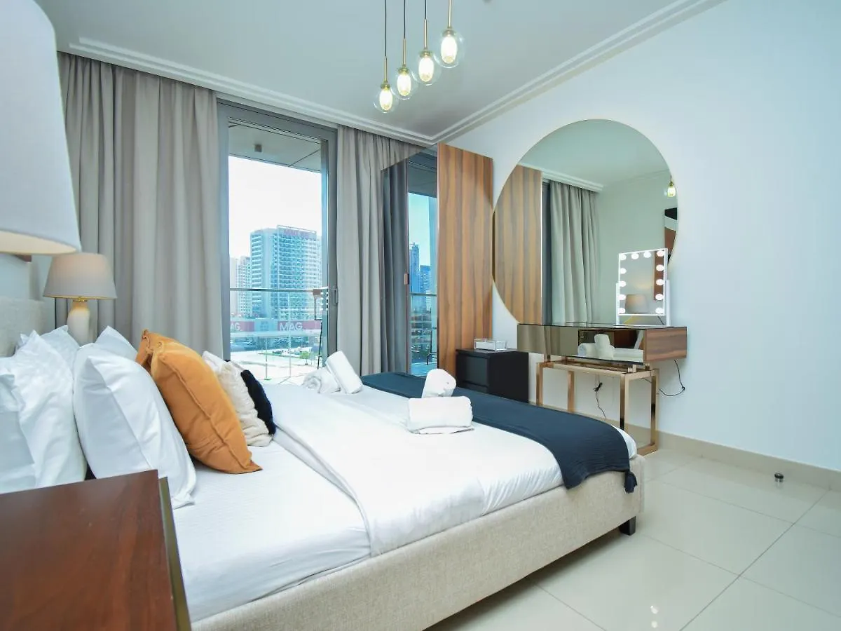 Luxurious 1 Bedroom Boulevard Point Dubai Mall Access